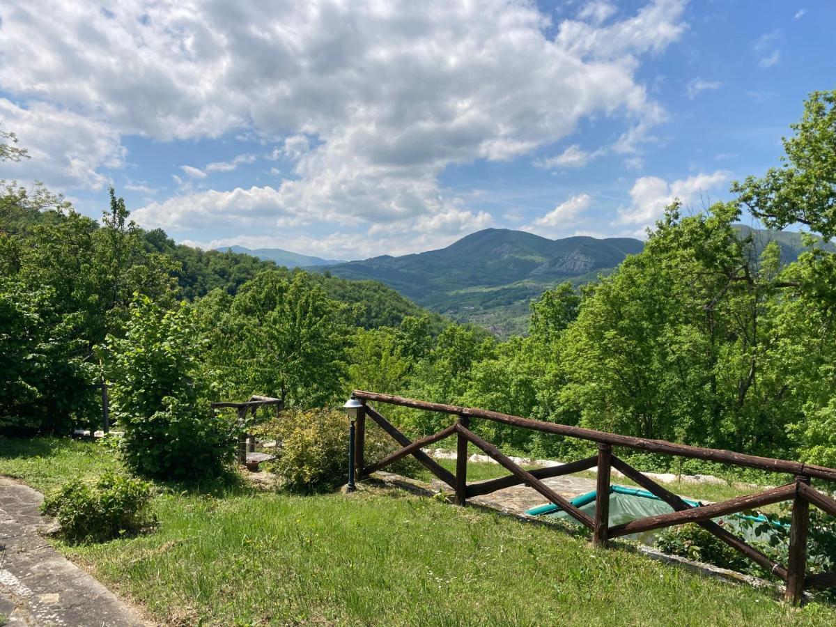 Casa In Sasso Con Piscina Villa Vernasca Bagian luar foto