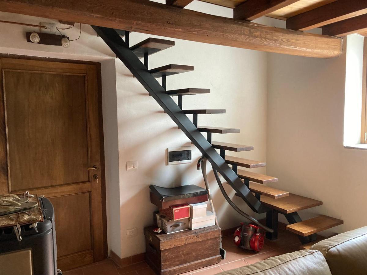 Casa In Sasso Con Piscina Villa Vernasca Bagian luar foto