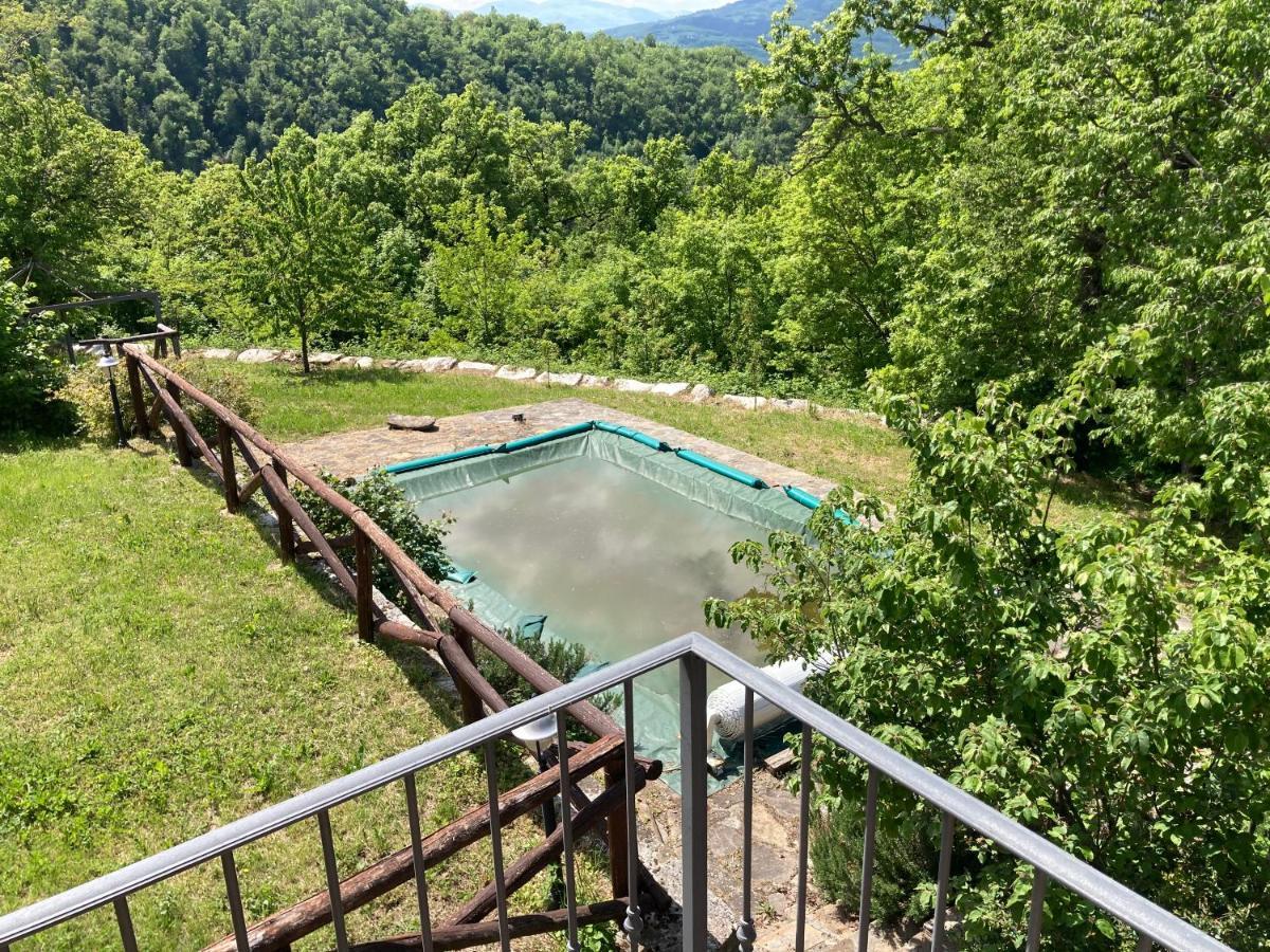 Casa In Sasso Con Piscina Villa Vernasca Bagian luar foto