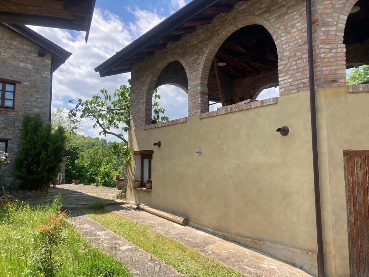 Casa In Sasso Con Piscina Villa Vernasca Bagian luar foto